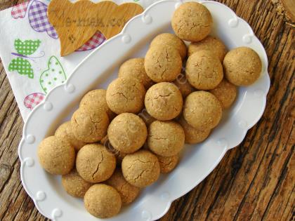 Ağızda Dağılan Susamlı Kurabiye