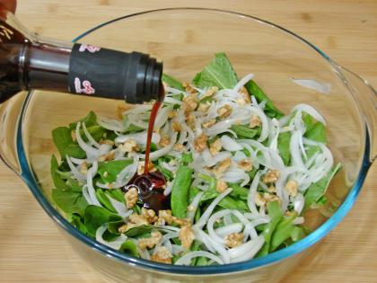 Kuzukulağı Salatası