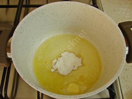 Pirinçli Domates Çorbası