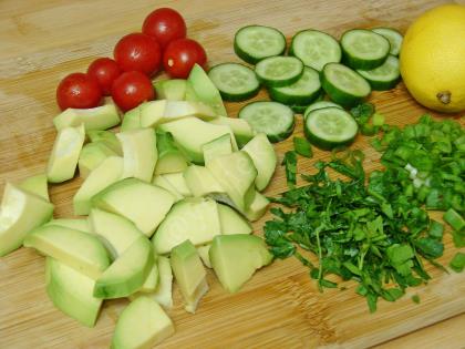 Avokado Salatası