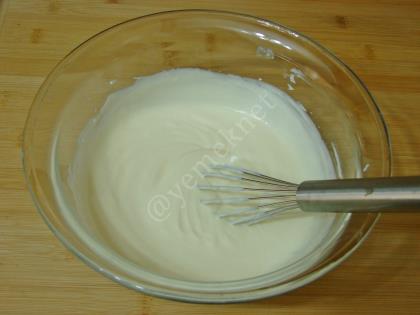 Erişteli Nohutlu Yayla Çorbası