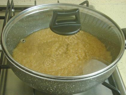 Sütsüz İrmik Helvası