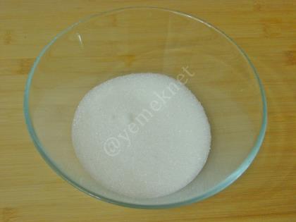 Sütsüz İrmik Helvası