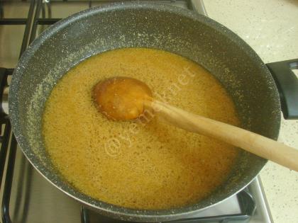 Sütsüz İrmik Helvası