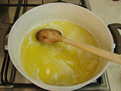 Tane Tane İrmik Helvası