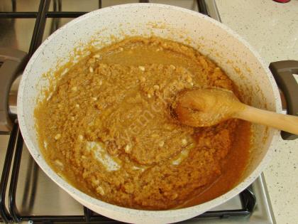 Tane Tane İrmik Helvası