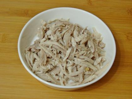 Tavuklu Un Çorbası