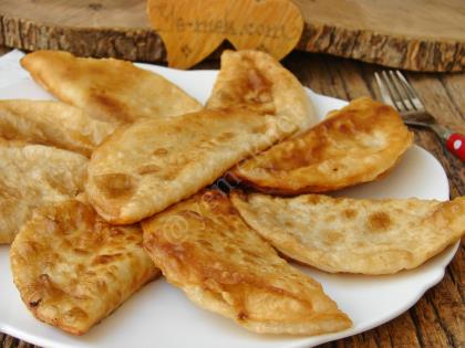 Yufkadan Çiğ Börek