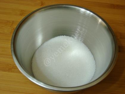 Hazır Yufkadan Tahinli Çörek