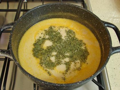 Kıymalı Erişte Çorbası