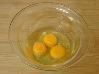 Ispanaklı Peynirli Omlet