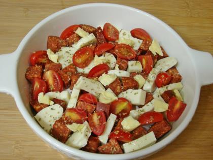 Sucuklu Hellim Peynirli Yumurta