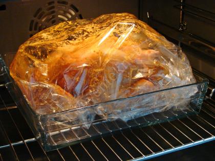 Fırın Poşetinde Bütün Tavuk