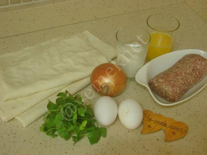 Fırında Kıymalı Börek