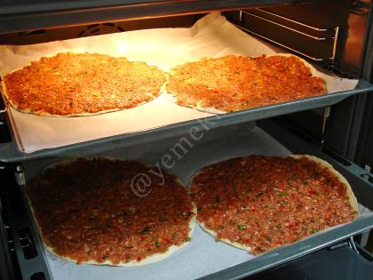 Hazır Lavaştan Pratik Lahmacun