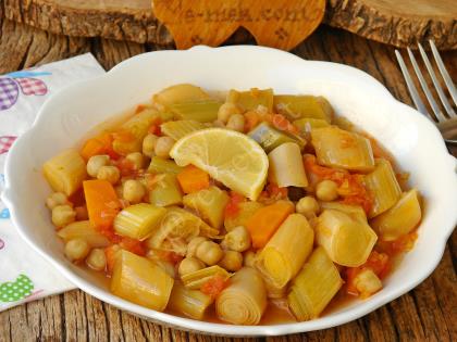 Nohutlu Pırasa Yemeği