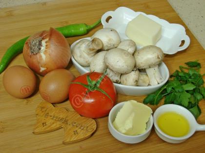 Soğanlı Mantarlı Omlet
