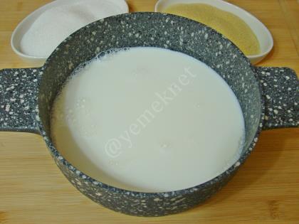 Kupta Sütlü İrmik Tatlısı