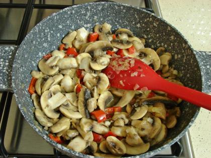 Mantarlı Ispanak Kavurması