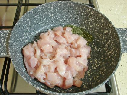 Tavuklu Ispanaklı Makarna