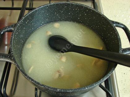 Mantarlı Kuskuslu Tavuk Çorbası