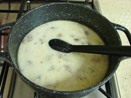 Mantarlı Kuskuslu Tavuk Çorbası