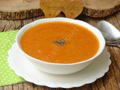 Arpa Şehriyeli Tarhana Çorbası