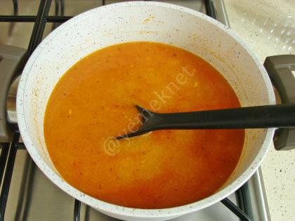 Arpa Şehriyeli Tarhana Çorbası