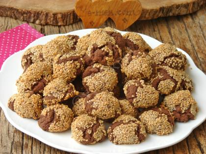 Kakaolu Susamlı Kurabiye