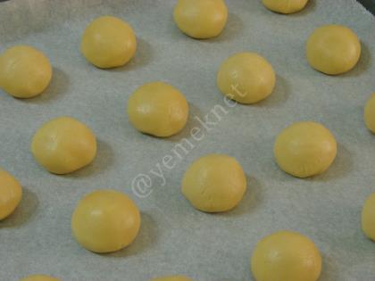 Reçel Dolgulu Kurabiye