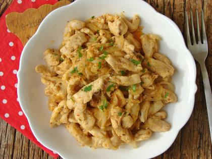 Soğanlı Tavuk Sote