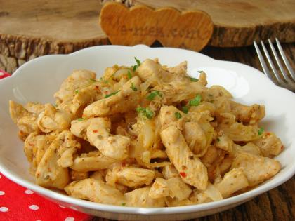 Soğanlı Tavuk Sote