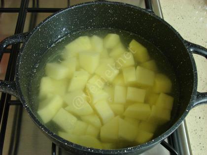 Yumurtalı Patates Salatası