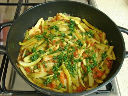 Domatesli Kabak Yemeği