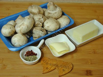 Tavada Kaşarlı Mantar