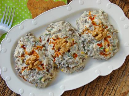 Tavuklu Yoğurtlu Mercimek Salatası