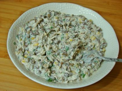 Tavuklu Yoğurtlu Mercimek Salatası