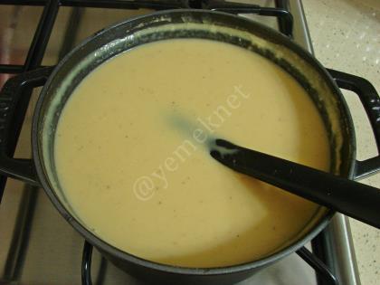 Kavrulmuş Mercimek Çorbası