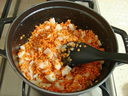 Kavrulmuş Mercimek Çorbası