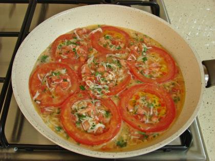 Tavada Domates Pizzası