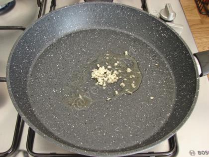 Kremalı Domatesli Demleme Makarna