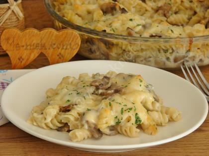 Kremalı Mantarlı Fırın Makarna