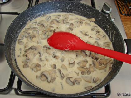 Kremalı Mantarlı Fırın Makarna