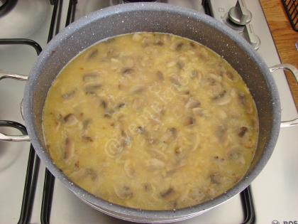 Mantarlı Arpa Şehriye Pilavı