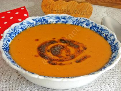 Mercimekli Tarhana Çorbası