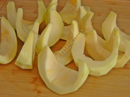 Sütlü Kara Kabak Tatlısı