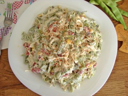 Tavuklu Taze Fasulye Salatası