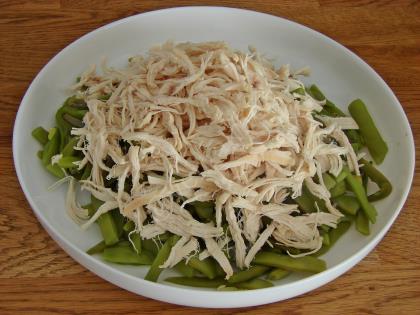 Tavuklu Taze Fasulye Salatası