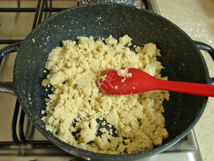 Çikolata Soslu Un Helvası