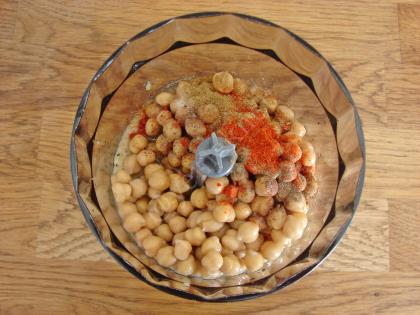 Köz Patlıcanlı Humus